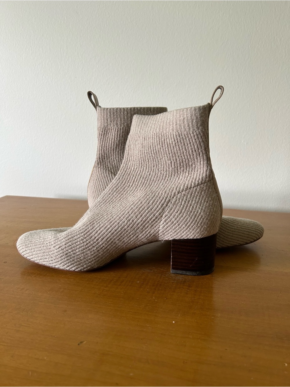 Everlane The Glove Boot Bone Sz 9 Women's Stretch Rib Knit Ankle Bootie Neutral - Picture 3 of 6